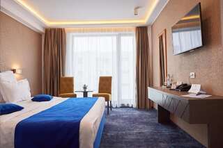 Отель Stavros Hotel Мамая Двухместный номер Делюкс с 1 кроватью (для 2 взрослых и 1 ребенка)-8